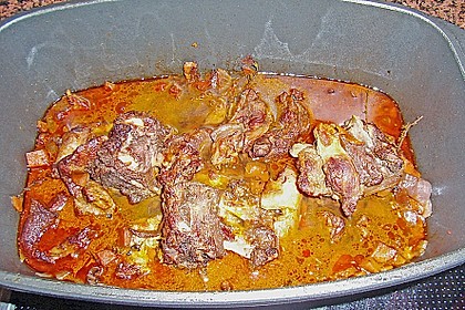 Gef&uuml;llte Lammlachse mit Rosinen - Rotweinsauce NT 5