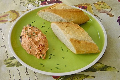 Brotaufstrich mediterraner Art 11