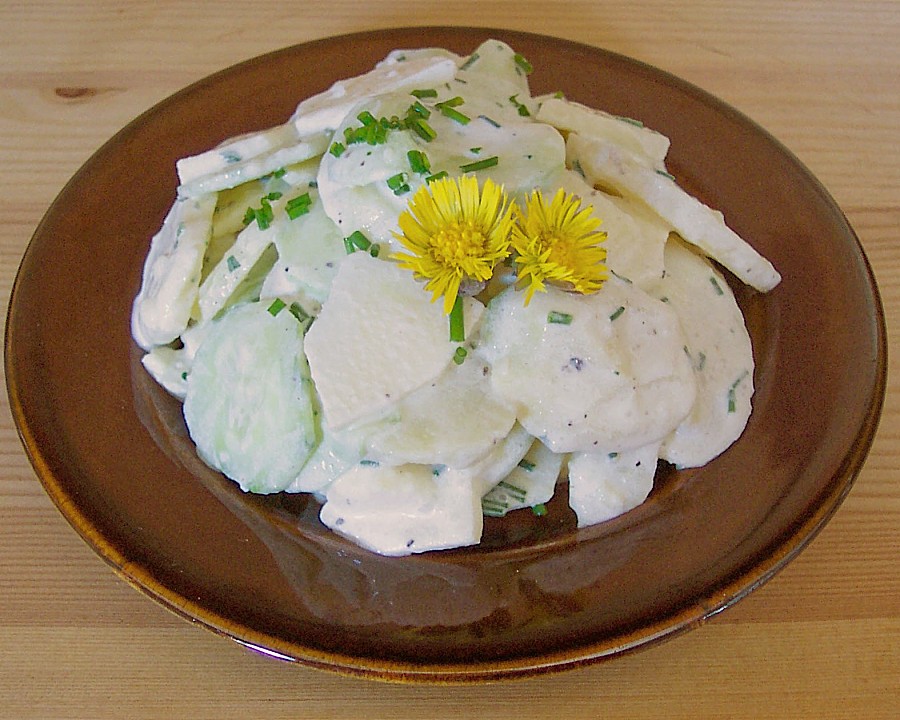 Kartoffelsalat mit Gurke und Ahornsirup