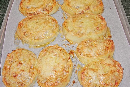 Pizzaschnecken mit  Hackfleischf&uuml;llung 11