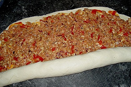 Pizzaschnecken mit  Hackfleischf&uuml;llung 16