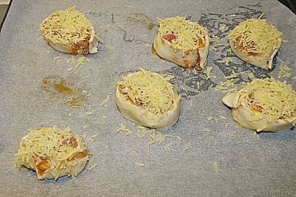 Pizzaschnecken mit  Hackfleischf&uuml;llung 29