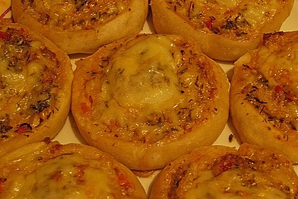 Pizzaschnecken mit  Hackfleischf&uuml;llung 31