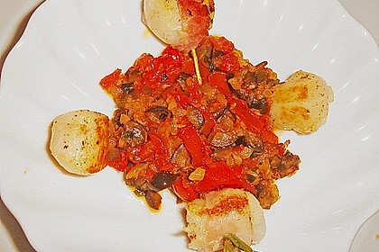 Jakobsmuschel im Baconmantel auf Tomaten und Oliven 8