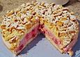 Himbeertorte mit Schneeflocken