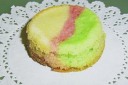 Bunte Papageienmuffins aus dem Glas 2