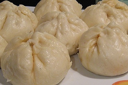 Char siu bao (white buns)