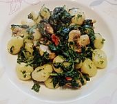 K&auml;se - Kr&auml;uter - Nudeln mit Spinat und Champignons (Bild)