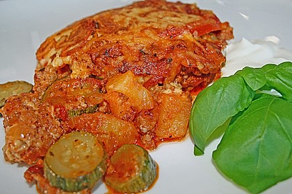 Hackfleisch - Zucchini - Kartoffel - Tomatenauflauf 1