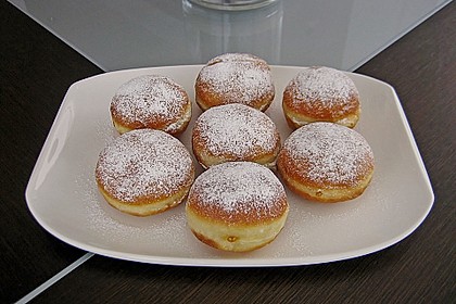 Burgis Faschingskrapfen 100