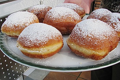 Burgis Faschingskrapfen 7
