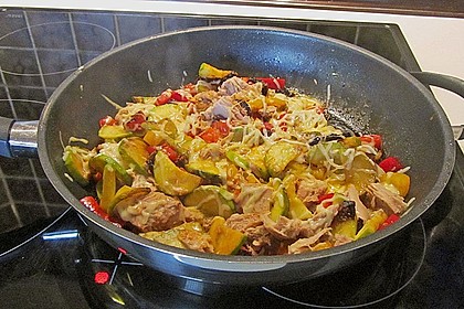 Couscous mit Zucchini und Thunfisch 3