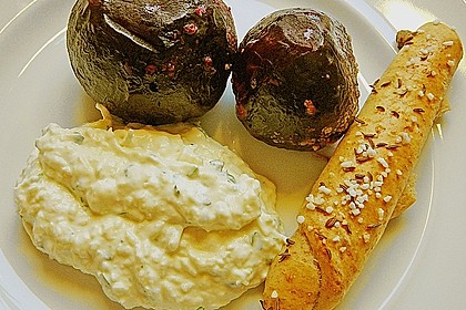 Rote Bete aus dem Backofen mit Meerrettich - Apfel Quark