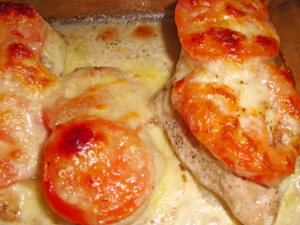 Hähnchenbrustfilet überbacken mit Tomate - Mozzarella (Rezept mit Bild ...