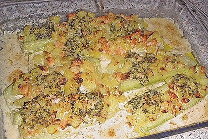 Mit Lachs gef&uuml;llte Salatgurken 1