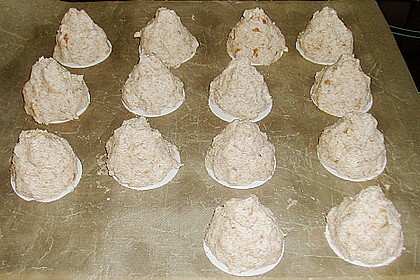 Granatsplitter mit wei&szlig;er F&uuml;llung