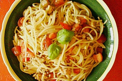 Warmer Spaghettisalat