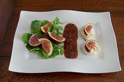 Rucola - Salat mit Ziegenk&auml;se und Feigensenf