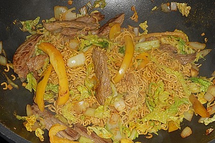 Bratnudeln mit Rindfleisch 11