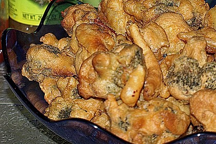 Zwiebelringe und Brokkoli im Bierteig 12