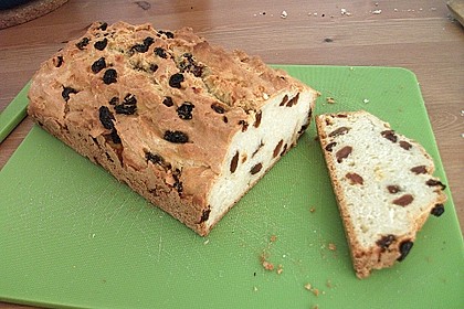 Schnelles Wei&szlig;brot / Rosinenbrot ohne Hefe 1