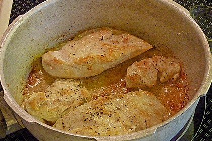 Hähnchenbrüste mit Paprika - Sahnesauce 5