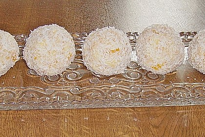 Schneeb&auml;lle