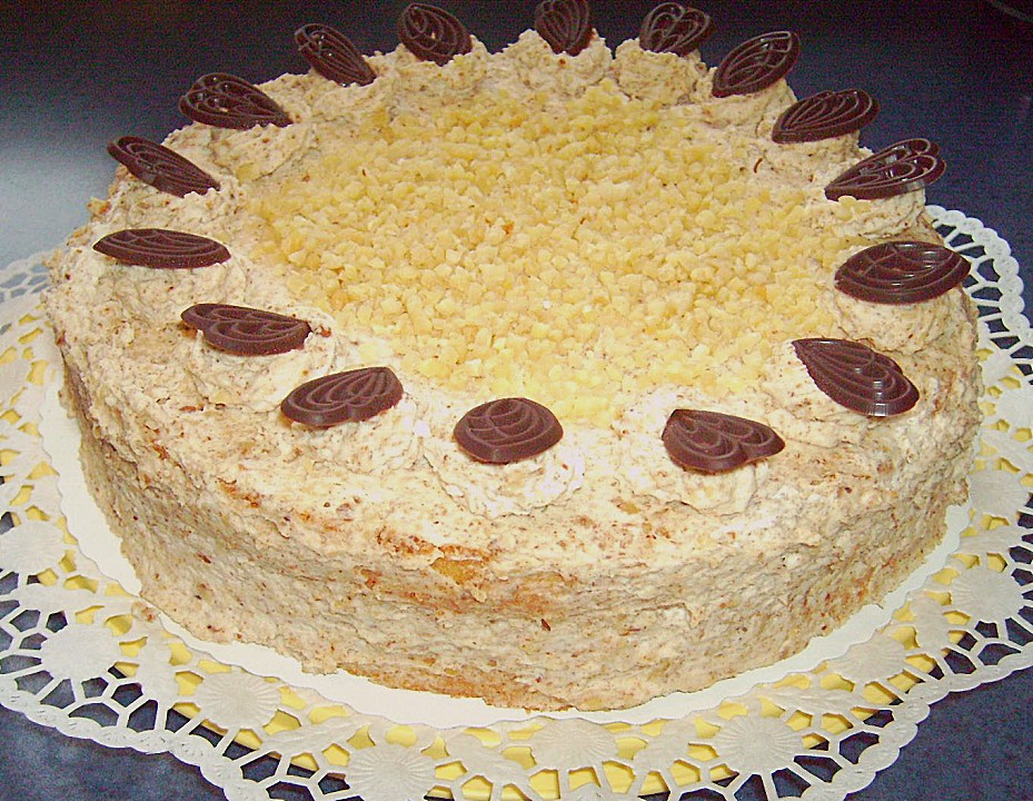 Sahne - Nuss - Torte (Rezept mit Bild) von 007x | Chefkoch.de