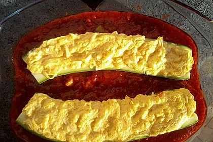 Gef&uuml;llte Zucchini