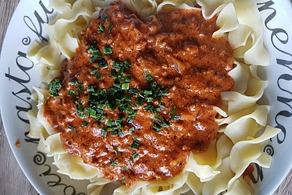 Nudeln in leichter, sämiger Thunfisch-Tomaten-Käse Sauce 7