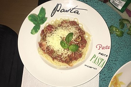 Nudeln in leichter, sämiger Thunfisch-Tomaten-Käse Sauce 57