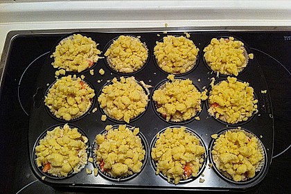 Erdbeer - Muffins mit Rhabarberfüllung 5