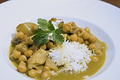 H&uuml;hnchen - Curry mit Kichererbsen und Mangost&uuml;cken