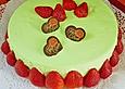 Waldmeister - Frischk&auml;se - Torte mit Erdbeeren