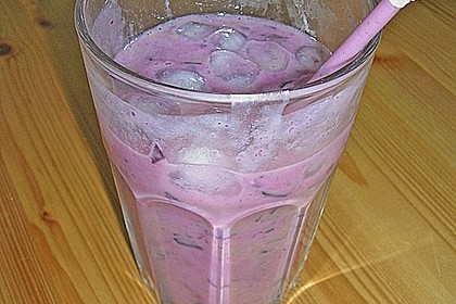 Banane - Blaubeer Smoothie 28