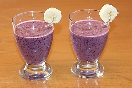 Banane - Blaubeer Smoothie 7