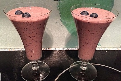 Banane - Blaubeer Smoothie 2