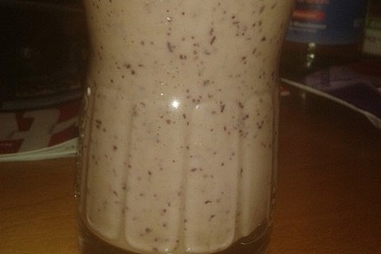 Banane - Blaubeer Smoothie 22