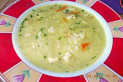 Leichtes Thai - Süppchen mit Hähnchenbrust und Kokos 3