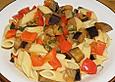 Pasta mit Aubergine und Paprikaschote