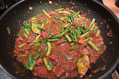 Fisolengulasch mit Lamm 4