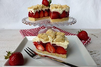 Erdbeerstreuselkuchen