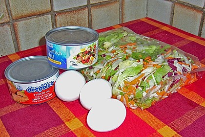 Schneller Salat mit Thunfisch 6