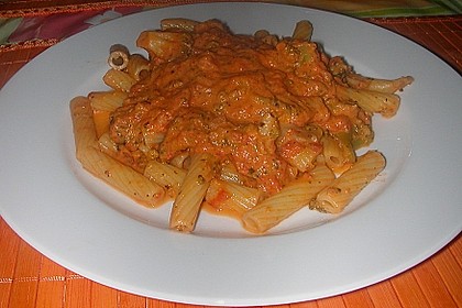 Rigatoni mit Brokkoli - Tomaten - Sahne - So&szlig;e 1