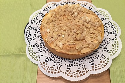 Bienenstich Apple Pie 15
