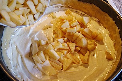 Bienenstich Apple Pie 66