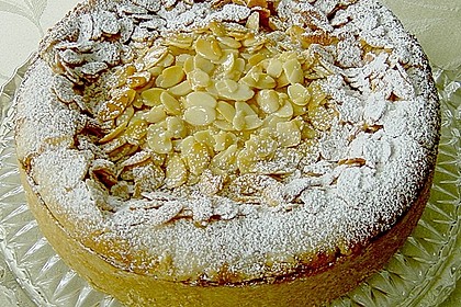 Bienenstich Apple Pie 14