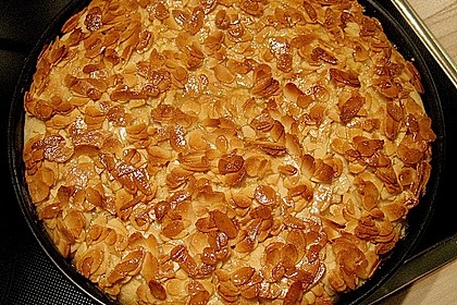 Bienenstich Apple Pie 25