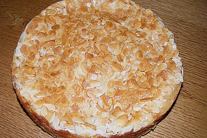 Bienenstich Apple Pie 41
