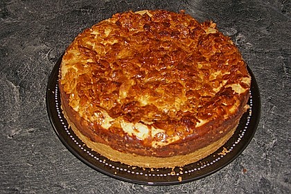Bienenstich Apple Pie 38